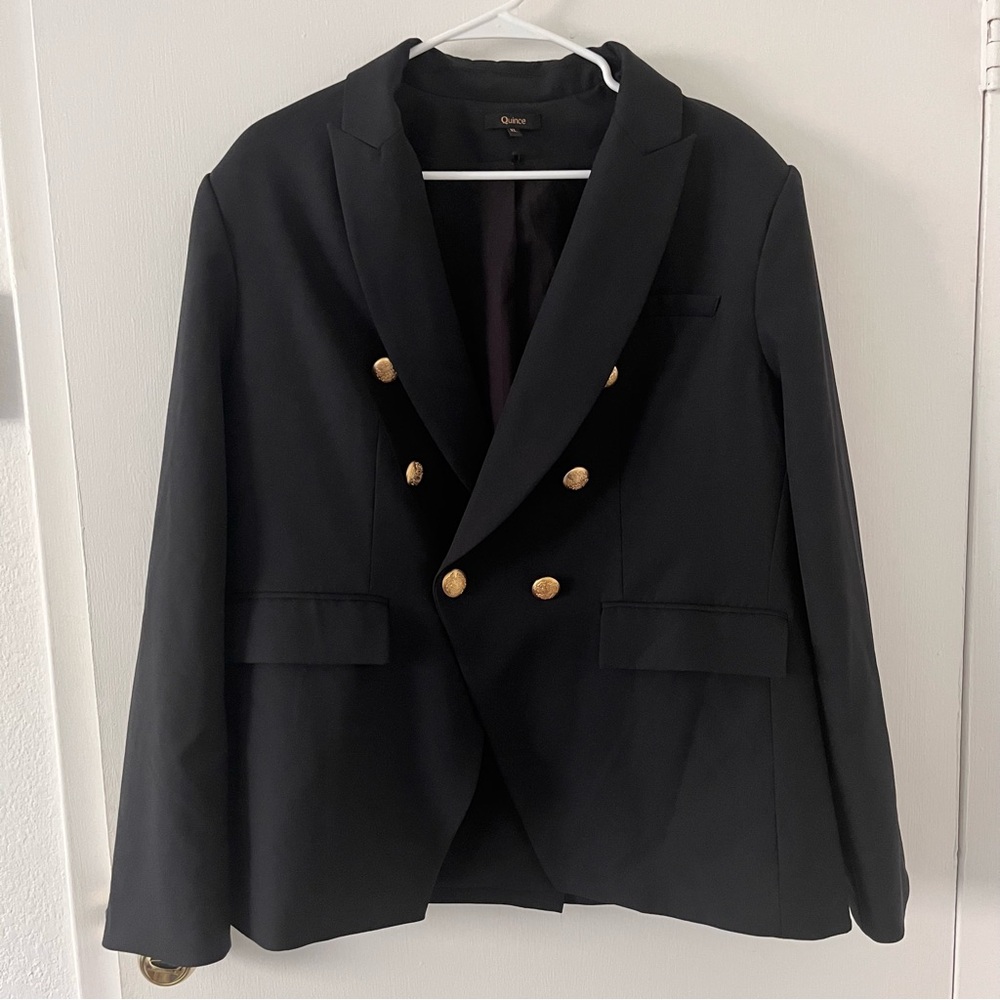 Quince Scuba Captain’s Convertible Blazer XL & Mongolian Cashmere Hoodie Insert